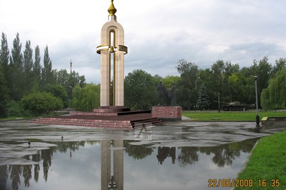 Часовня-памятник на площади Славы